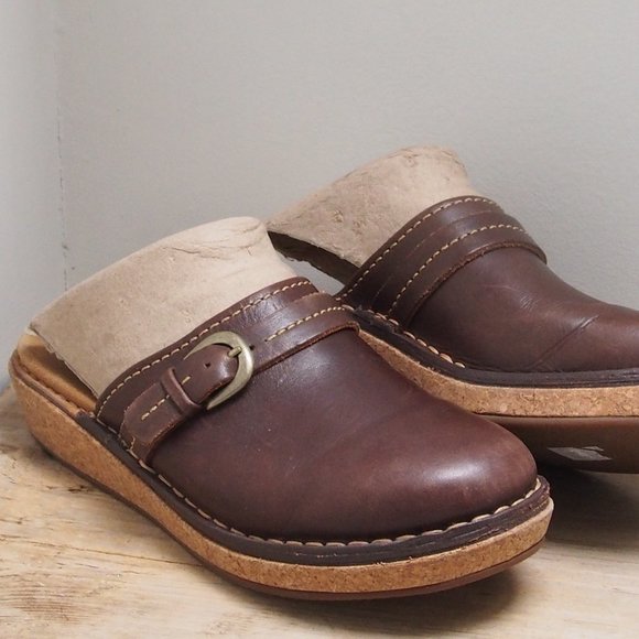 Clarks Shoes - Clark's Mules Buckle Accent Cork Soles